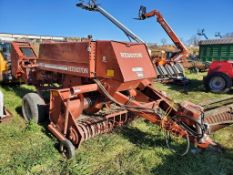 Hesston 4600 Inline Small Square Baler