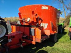 Kuhn VSL142 Vertical Mixer