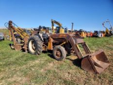 Ford 821 Tractor Loader Backhoe 'Runs & Operates'