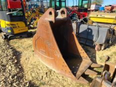 Komatsu Excavator Bucket