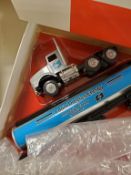 Winross Truck Tractor With Tank Trailer