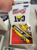 Winross Truck Tractor With Van Trailer