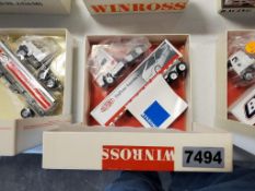 Winross Truck Tractor With Van Trailer