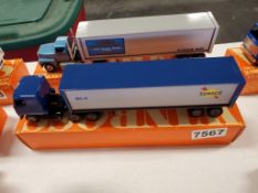 Winross Truck Tractor With Van Trailer