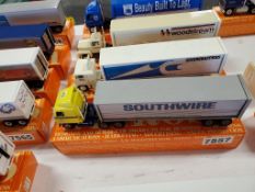 Winross Truck Tractor With Van Trailer