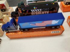 Winross Truck Tractor With Van Trailer