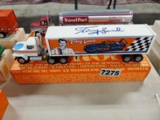 Winross Truck Tractor With Van Trailer