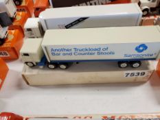 Winross Truck Tractor With Van Trailer