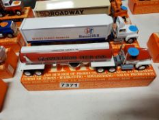 Winross Truck Tractor With Tank Trailer