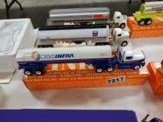 Winross Truck Tractor With Tank Trailer