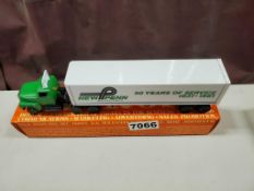 Winross Truck Tractor With Van Trailer