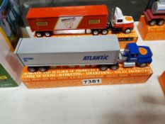 Winross Truck Tractor With Van Trailer
