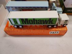 Winross Truck Tractor With Van Trailer