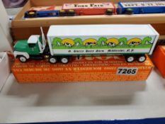 Winross Truck Tractor With Van Trailer