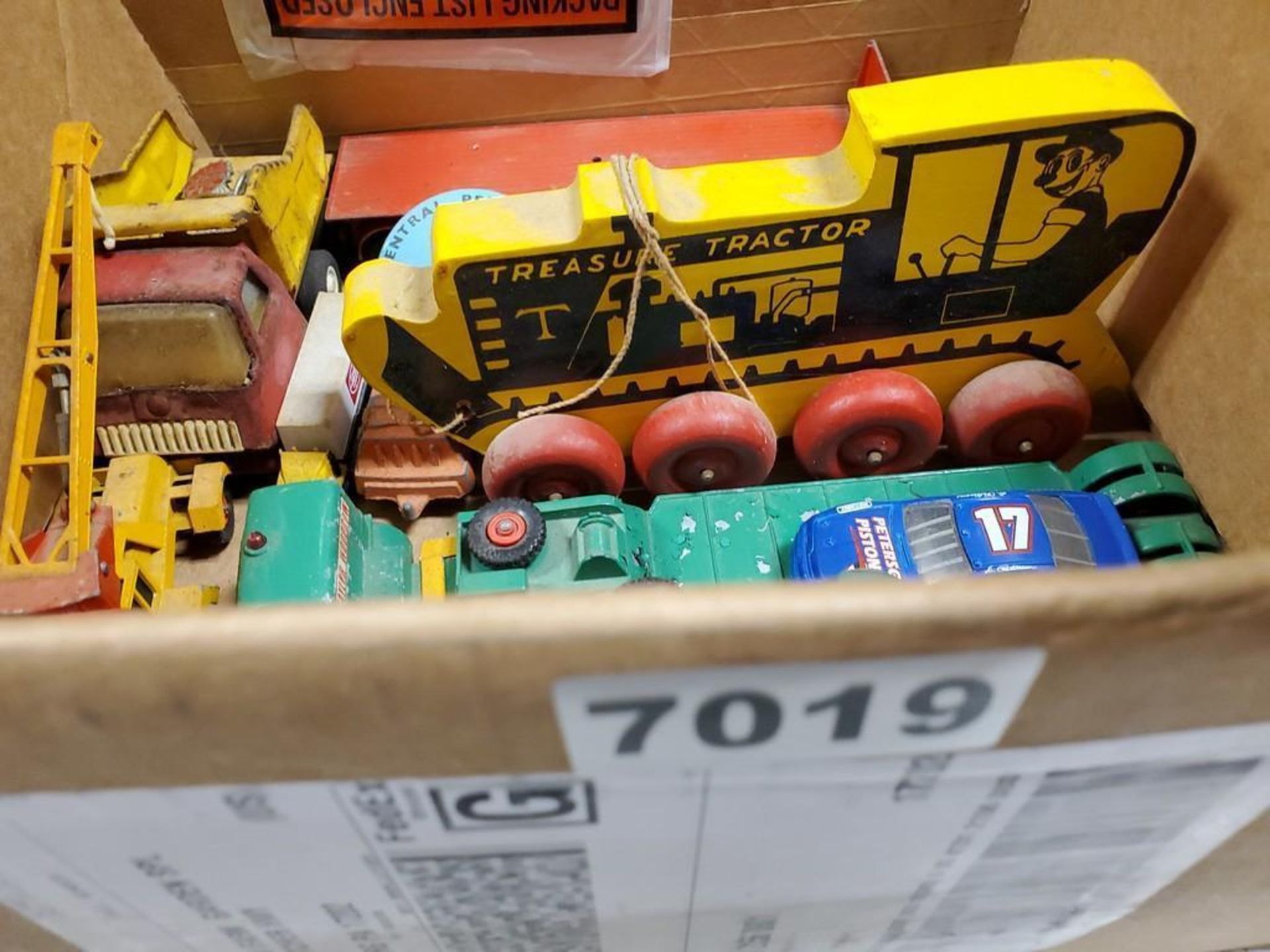 Box of Toys - Image 3 of 3