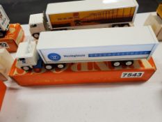 Winross Truck Tractor With Van Trailer