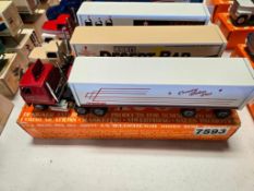 Winross Truck Tractor With Van Trailer
