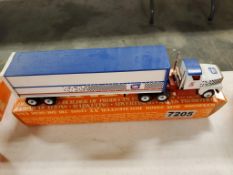 Winross Truck Tractor With Van Trailer