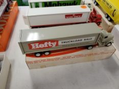 Winross Truck Tractor With Van Trailer