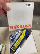 Winross Truck Tractor With Van Trailer