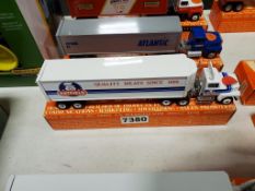 Winross Truck Tractor With Van Trailer