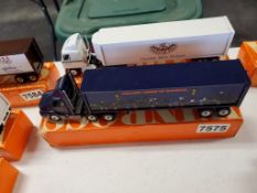 Winross Truck Tractor With Van Trailer