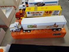 Winross Truck Tractor With Van Trailer