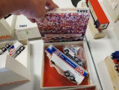 Winross Truck Tractor With Van Trailer