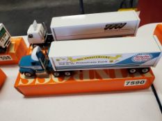 Winross Truck Tractor With Van Trailer