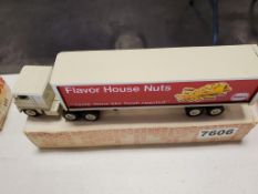 Winross Truck Tractor With Van Trailer