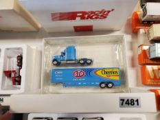 Winross Truck Tractor With Van Trailer