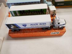 Winross Truck Tractor With Van Trailer