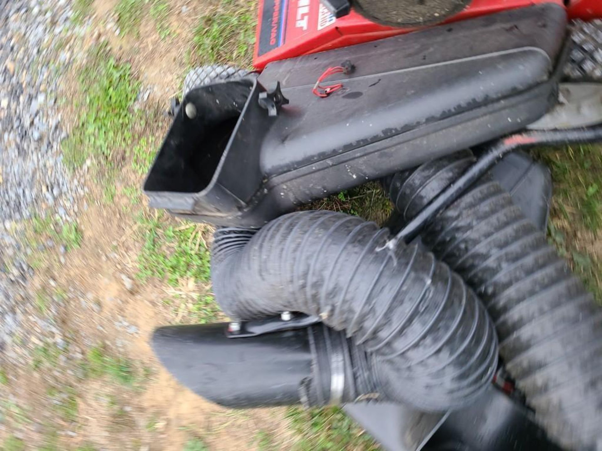 Troybilt Chipper Shredder Vac - Image 14 of 20