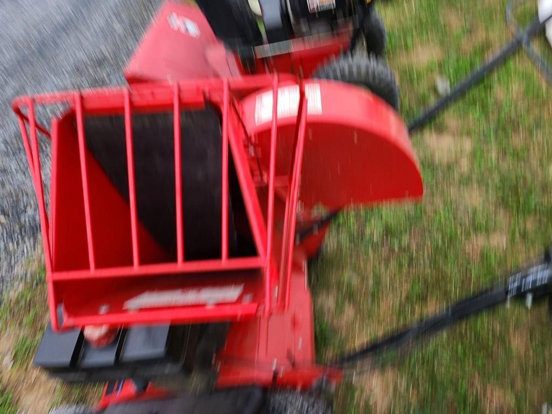 Troybilt Chipper Shredder Vac - Image 11 of 20