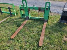 John Deere Pallet Forks