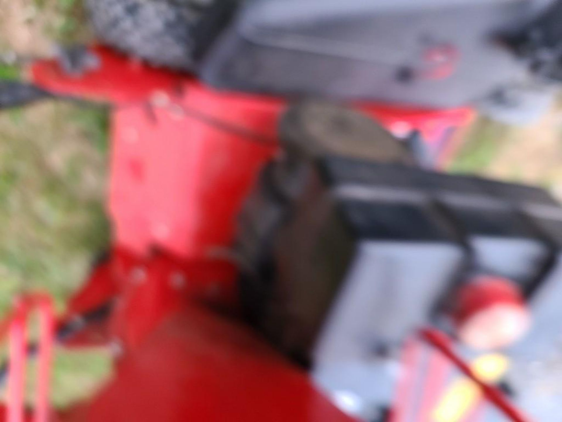 Troybilt Chipper Shredder Vac - Image 17 of 20