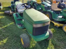 John Deere LX266 Riding Tractor 'AS-IS'