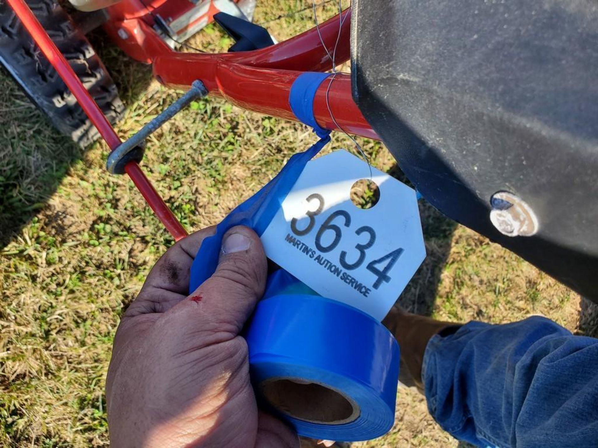 Troybilt Storm 2410 Snow Blower - Image 18 of 18