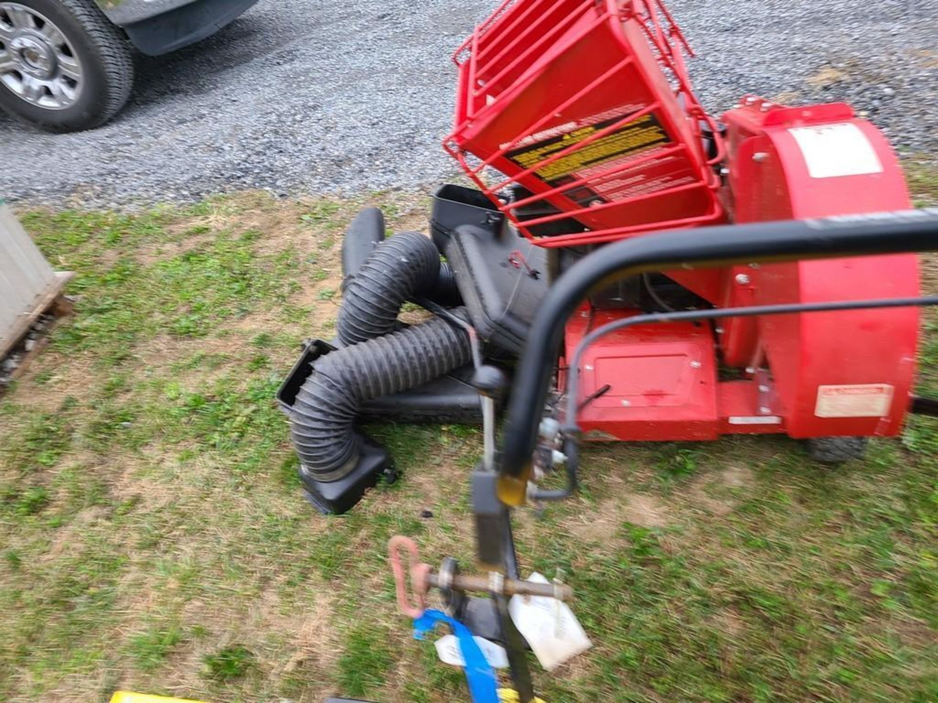 Troybilt Chipper Shredder Vac - Image 10 of 20