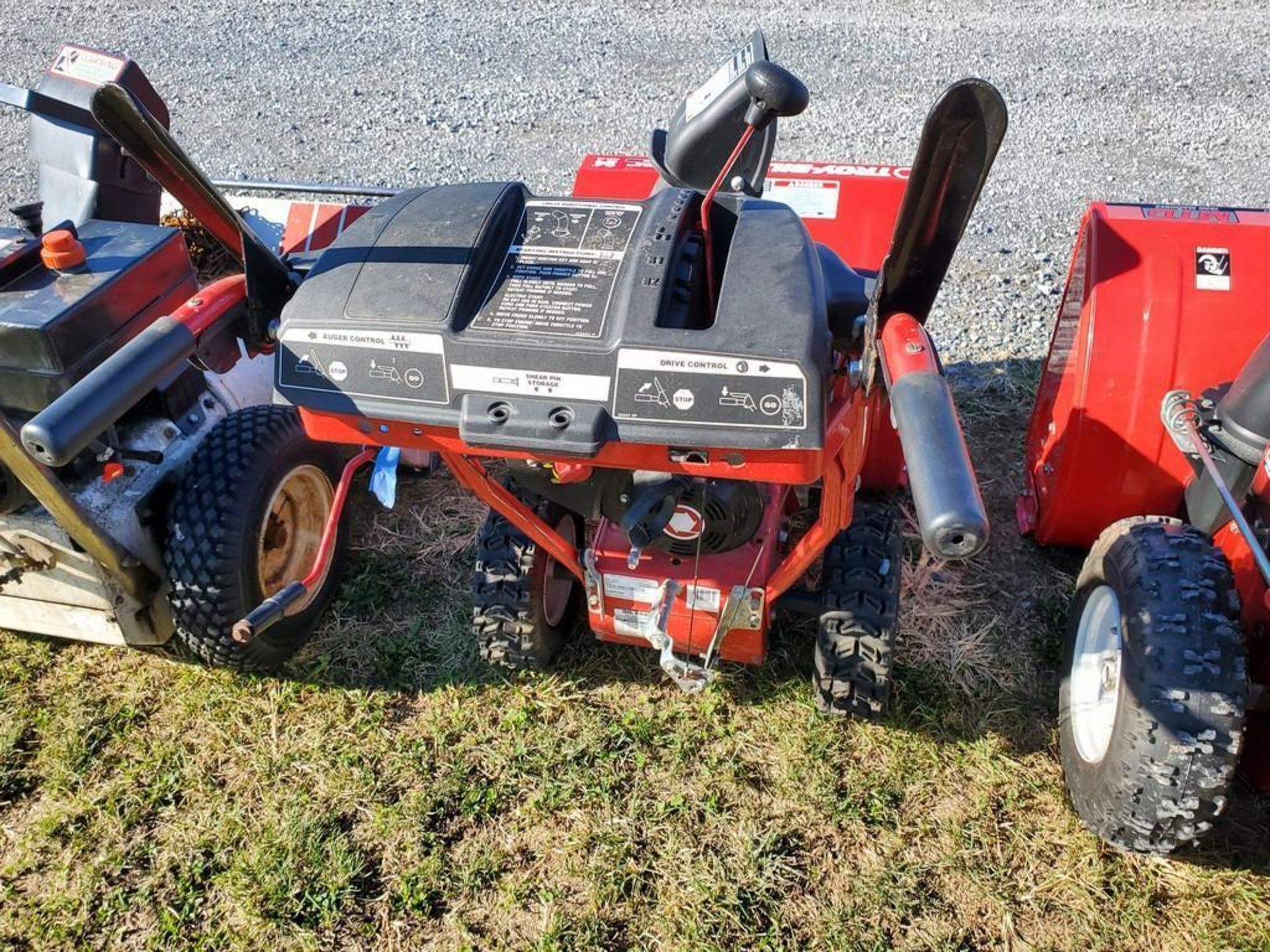 Troybilt Storm 2410 Snow Blower - Image 10 of 18