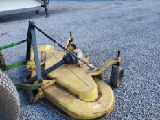 John Deere 272 Grooming Mower