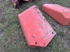 Allis Chalmers Fenders 'Pair of 2'