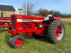 1971 International 856 Tractor 'Ride & Drive'
