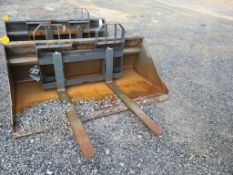 Bobcat Pallet Forks