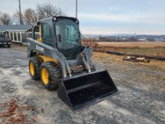 2013 Deere 318D Skid Steer 'Ride & Drive'