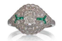 EMERALD AND DIAMOND RING,