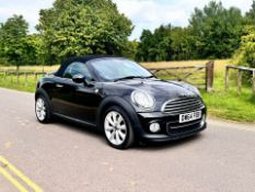 2015 MINI MINI ROADSTER COOPER BLACK CONVERTIBLE *NO VAT*