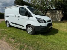 2015/15 REG FORD TRANSIT CUSTOM 310 ECO-TECH 2.2 DIESEL PANEL VAN, SHOWING 1 FORMER KEEPER *PLUS VAT