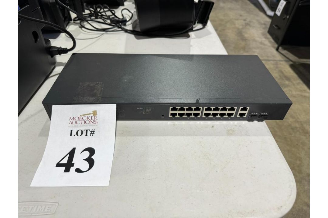 TP-LINK TL-SG1218MPE SMART SWITCH - Image 1 of 3