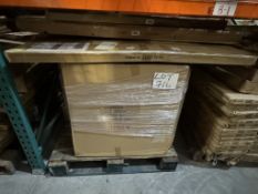 LOT CONSISTING OF NEW ASSORTED HOME DÉCOR